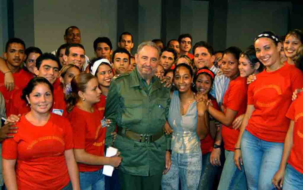 Fidel y los jovenes 02 580x365